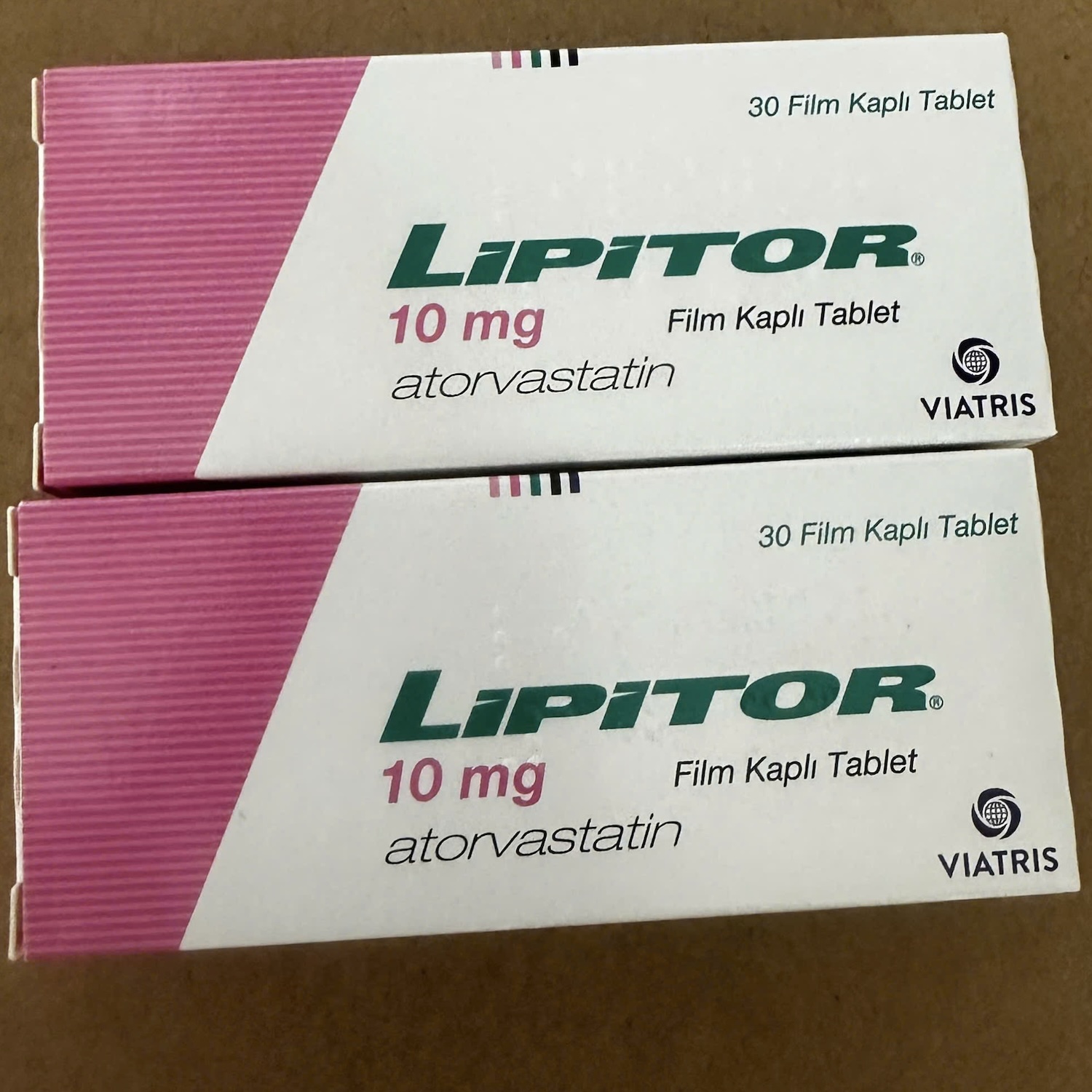 Thuốc hạ mỡ máu Lipitor 10mg