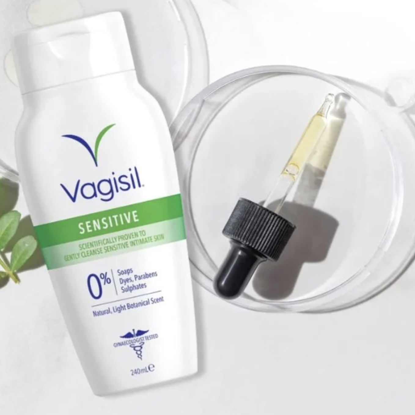 Dung dịch vệ sinh Vagisil Sensitive Daily Intimate Wash 240ml